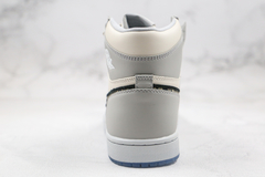 Air Jordan 1 High x Dior - comprar online