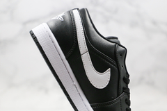 Imagem do Air Jordan 1 Low "Black White"
