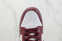 Nike Dunk SP Low ''Bordeaux" na internet