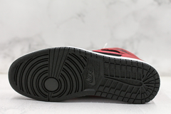 Air Jordan 1 Mid ''Black Red'' - Hang Store