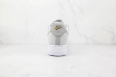Imagem do Air Force 1 '''Light Smoke Grey''