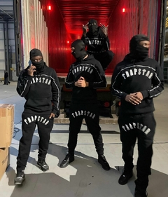 Conjunto Trapstar Split Arch Preto