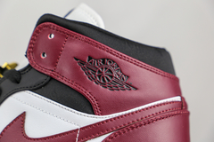 Air Jordan 1 Mid ''Dark Beetroot''