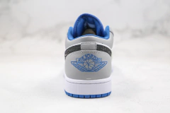 Imagem do Air Jordan 1 Low "True Blue Cement''