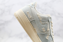 Air Force 1 x Levi's - Hang Store