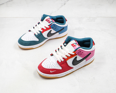 Nike Dunk SB Low x Parra ''Multi-Color'' - Hang Store