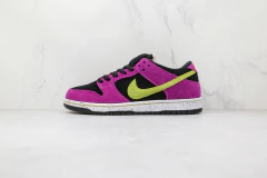 Nike Dunk SB Low ''Red Plum''