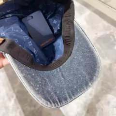 Imagem do Boné Monogram Washed Denim