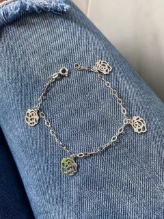 Pulseira Rosas Penduradas