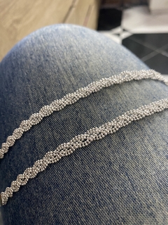 Pulseira fio bolinhas - comprar online