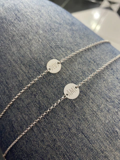 Pulseira com descrição delicada - comprar online