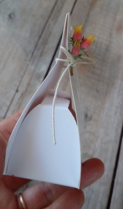 100 vestiditos para Souvenir Sv17 blancos en internet