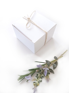 50 cajitas para cosmética, velas. souvenir SV5 blanca