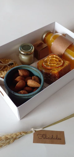 12 bandejas de 24.5 x 15.5 x 6 cm BLANCAS B6 - comprar online