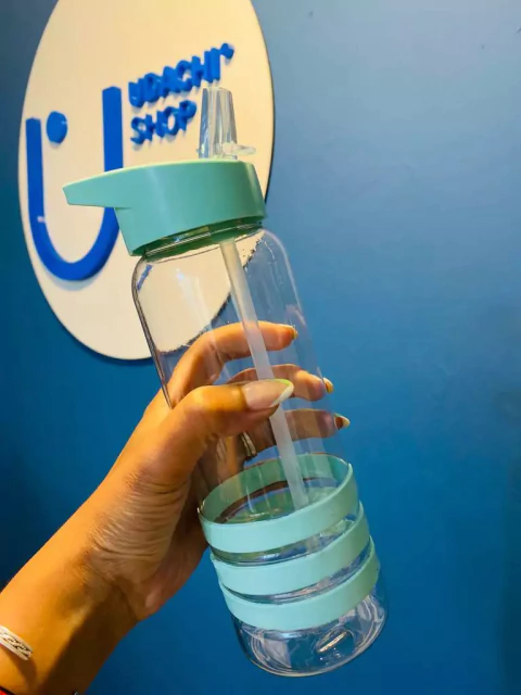 Botella con Pico y Banda de Silicona 700 ml Verde