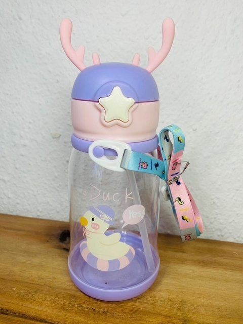 Vaso Infantil BAMBI Violeta con Correa morral, Tapa Antiderrame y Bombilla Silicona - comprar online