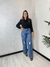 Calça Jeans Wide Leg com Bolsos Funcionais e Detalhes em Destroyed