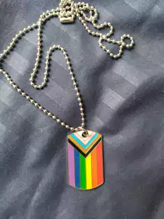 Collar Placa Progress en internet