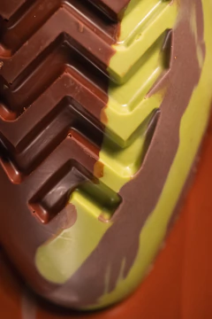 AÇAÍ, CUPUAÇU, FOLHA DE CACAU E NIBS | MADEIRA - Kalapa Chocolate