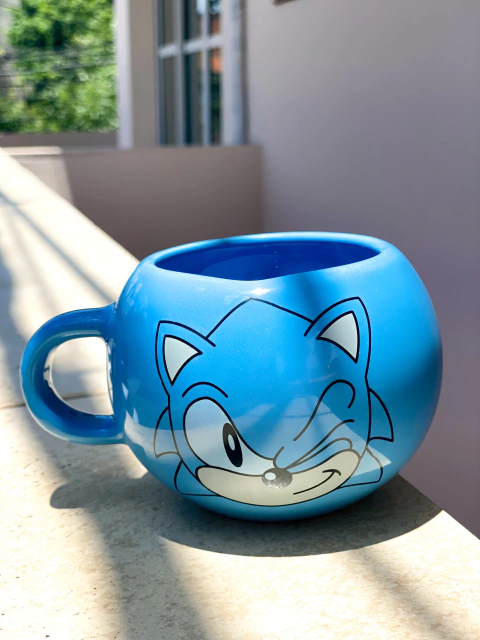 Taza esfera SONIC FACE GUIÑO