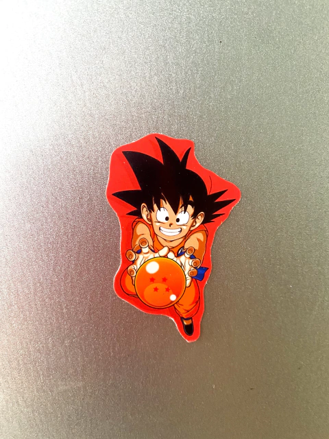 Imán DRAGÓN BALL Z LANZAMIENTO
