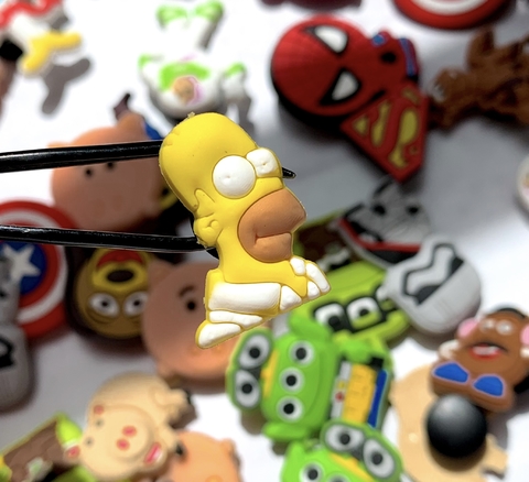 Pin para crocs simpson HOMERO LONG