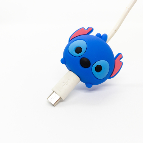 Cubre cable premium STITCH TSUM TSUM