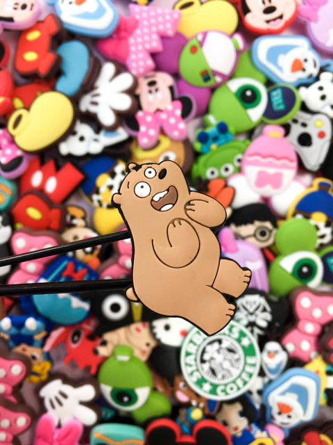 Pin para crocs osos escandalosos PARDO BODY - Hemel Store