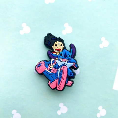 Pin para crocs STITCH Y LILO MOTONETA