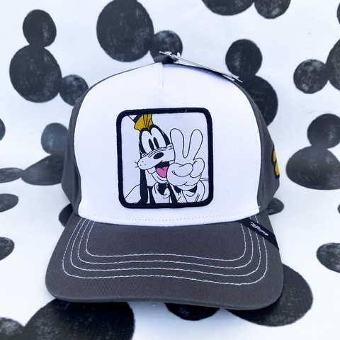 Gorra GOOFY LUCK GRIS