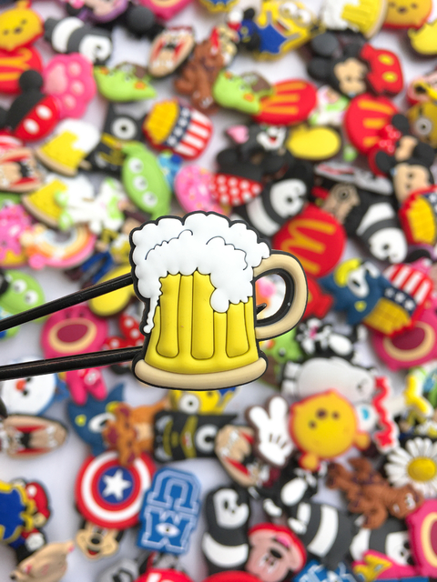 Pin para crocs CERVEZA