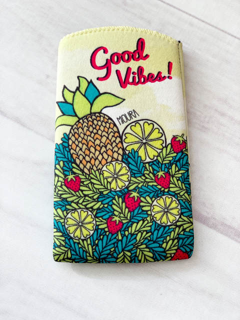 Estuche celular GOOD VIBES