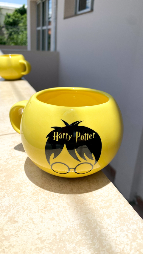 Taza esfera HARRY POTTER CLASIC AMARILLA