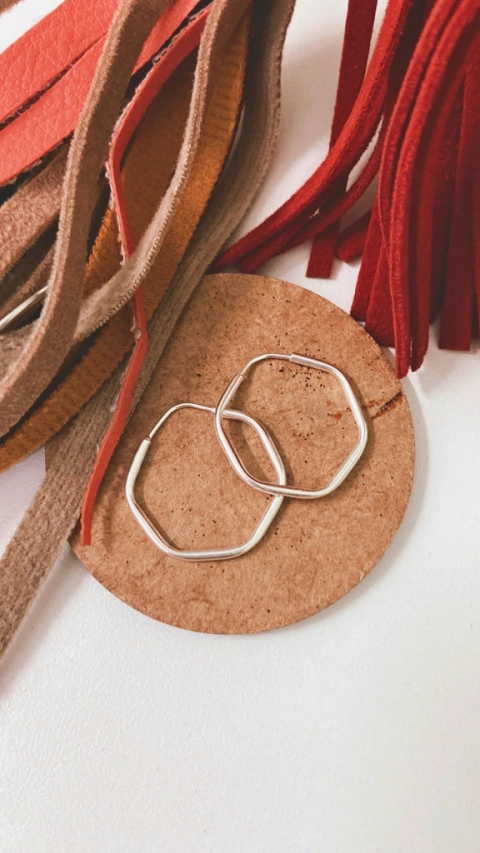 Argola hexagonal - comprar online