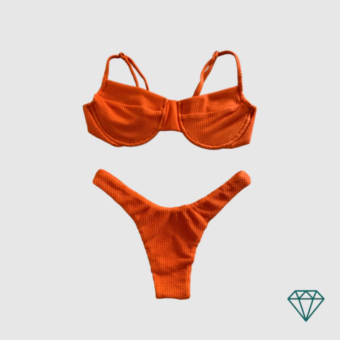 Biquíni Trancoso - Textura carmel - Meia taça + calcinha asa delta - Sob encomenda - comprar online