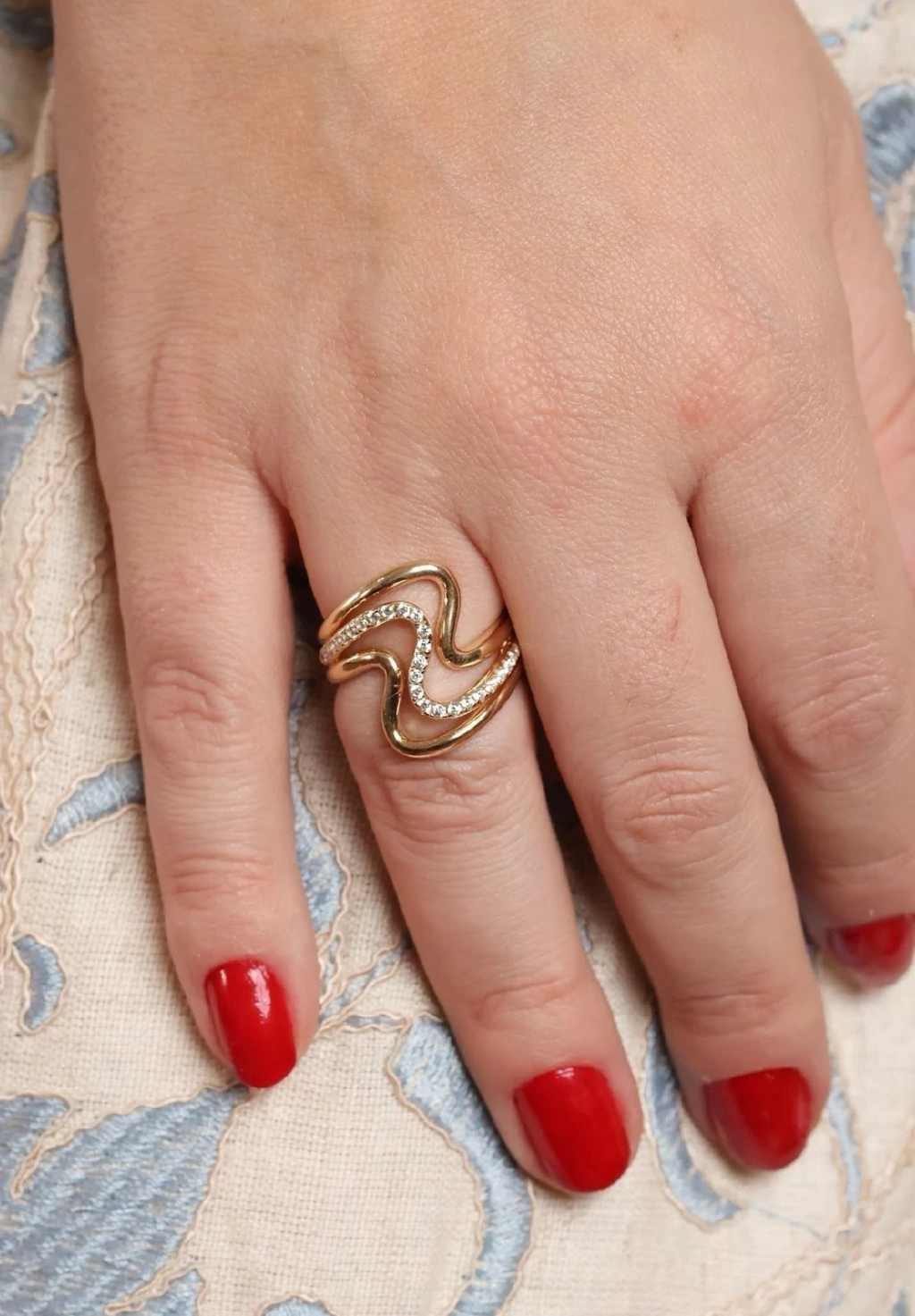 Anel Ondas com Moissanite