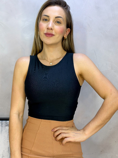 Cropped Zana na internet