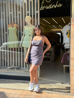 Vestido Helô na internet