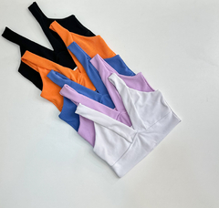 Cropped Thais