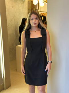 Vestido Laço na internet