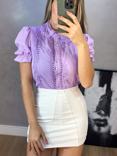 Blusa Sabrina na internet