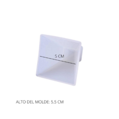 MOLDE PIRAMIDE MAX X 5CM - comprar online