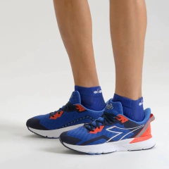 DIADORA MYTHOS BLUSHIELD VOLO 3 HOMBRE WHITE/FIERY - Indoor Market