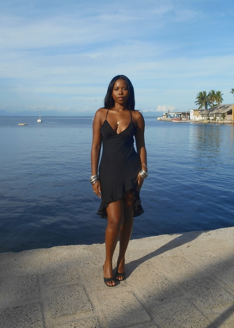 Vestido Morena do Mar Mini Preto (sob encomenda) - comprar online