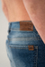 BERMUDA JEAN DARK SLIM - 22306-242 - tienda online