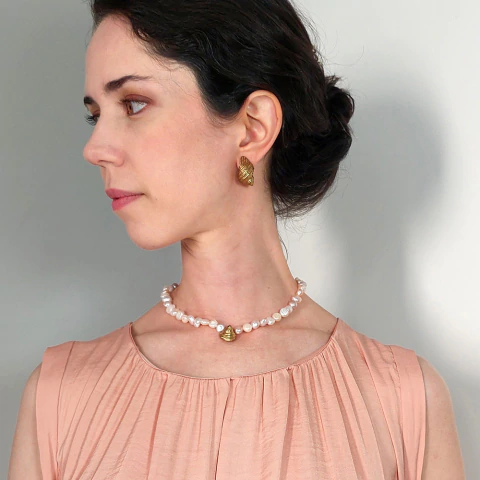 Colar Concha e Pérolas rosê