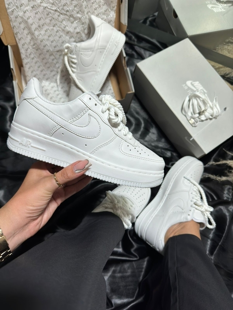 Nike Air Force 1 Importado - Corda
