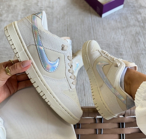 Nike Dunk Holográfico