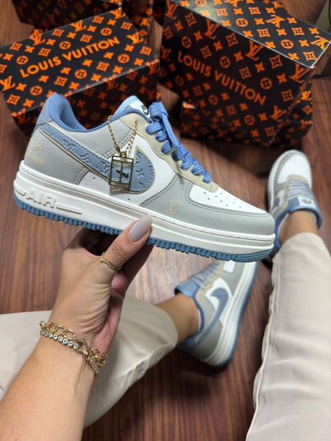 Nike Air Force LV Azul