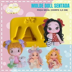 MOLDE DOLL SENTADA